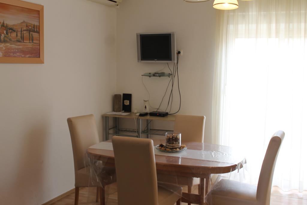 Apartments Roko Kolinda Bibinje Kültér fotó