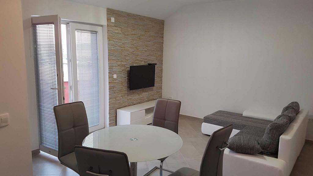 Apartments Roko Kolinda Bibinje Kültér fotó
