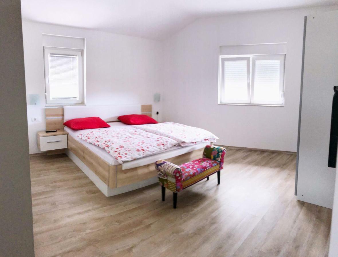 Apartments Roko Kolinda Bibinje Kültér fotó