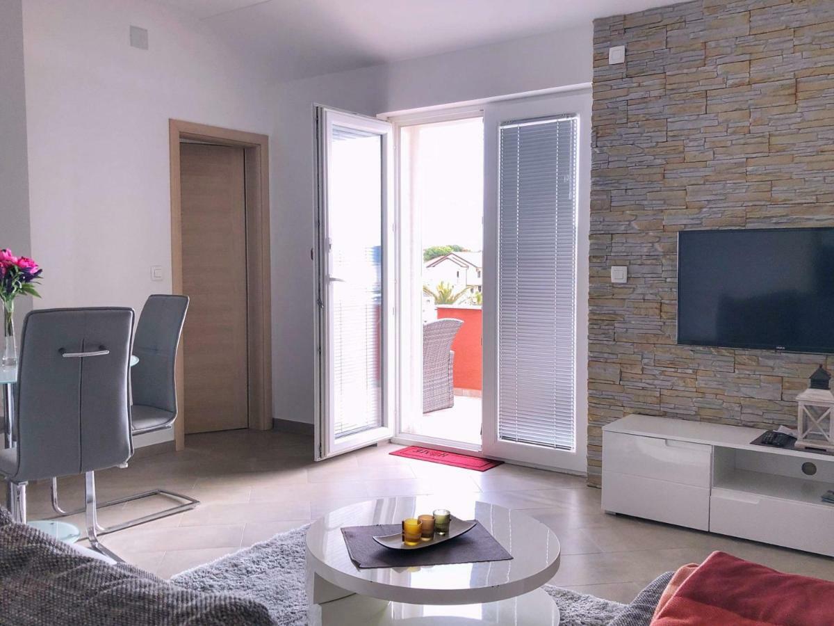 Apartments Roko Kolinda Bibinje Kültér fotó